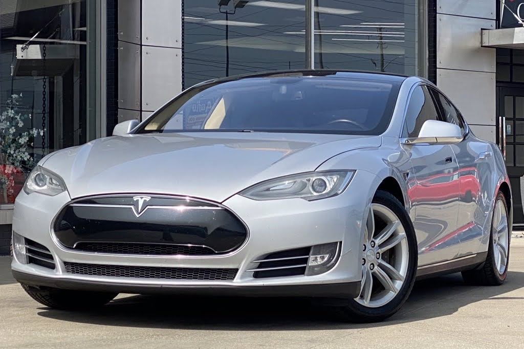 2013 Tesla Model S in Silver